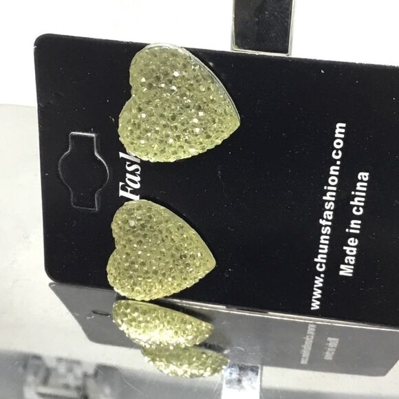 Large Textured Gem Clustered Heart Earrings (H15) - Picture 2 of 4